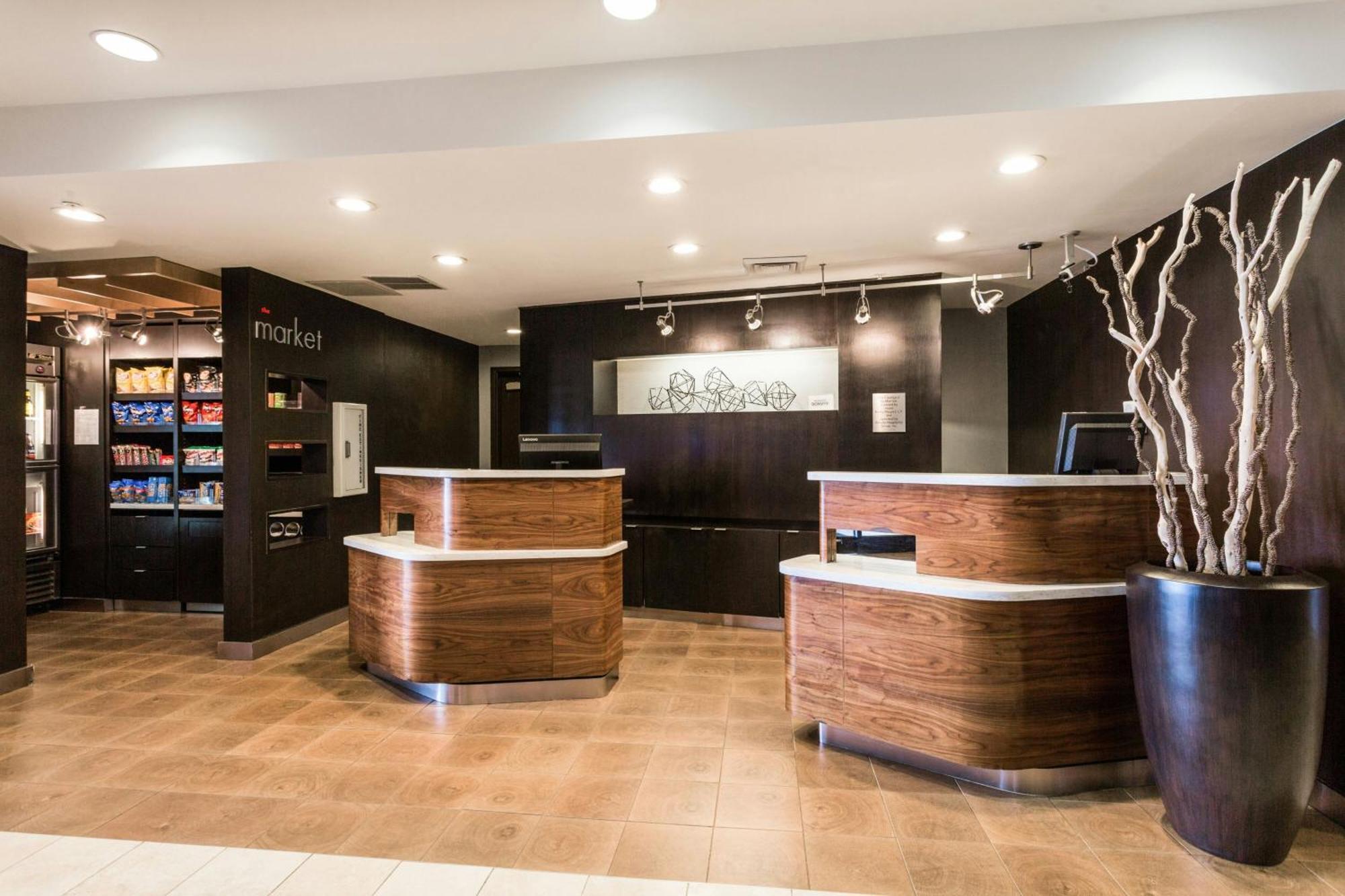 Courtyard By Marriott Rocky Mount Hotel Exterior foto